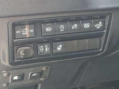 2022 Toyota Tundra 4WD SR5