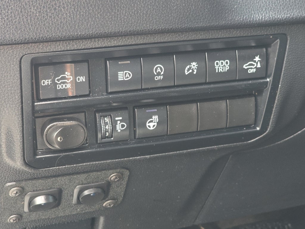 2022 Toyota Tundra 4WD SR5