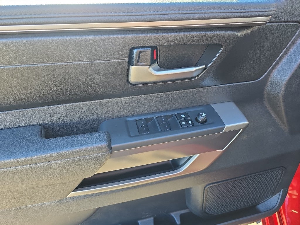 2022 Toyota Tundra 4WD SR5