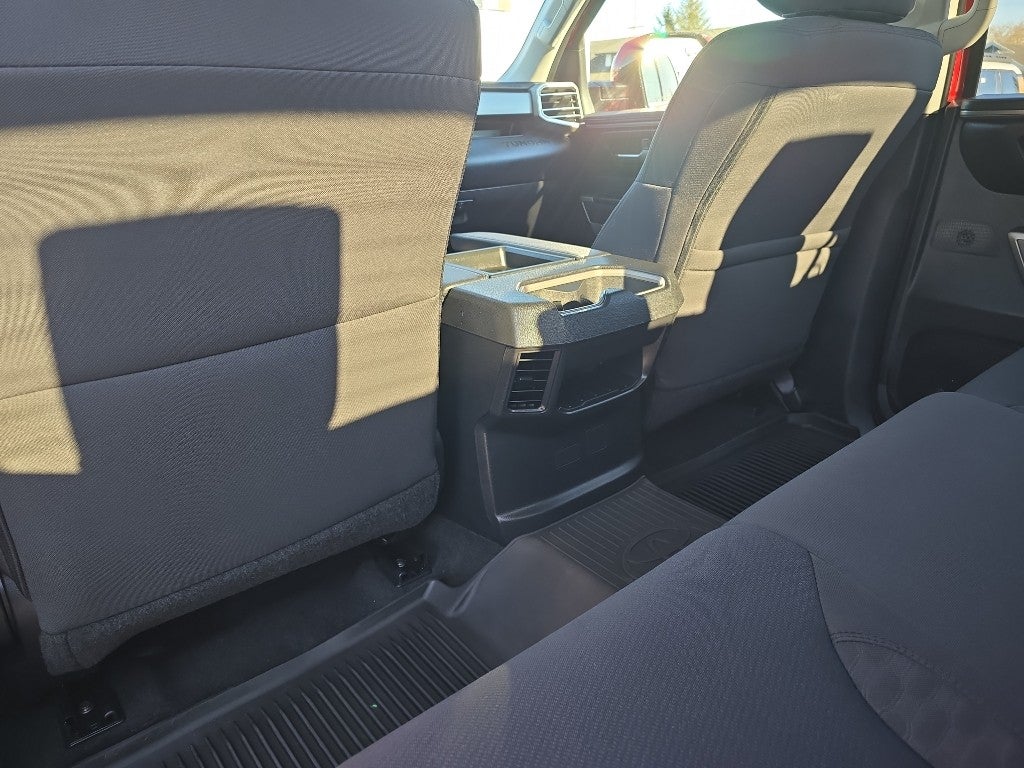 2022 Toyota Tundra 4WD SR5