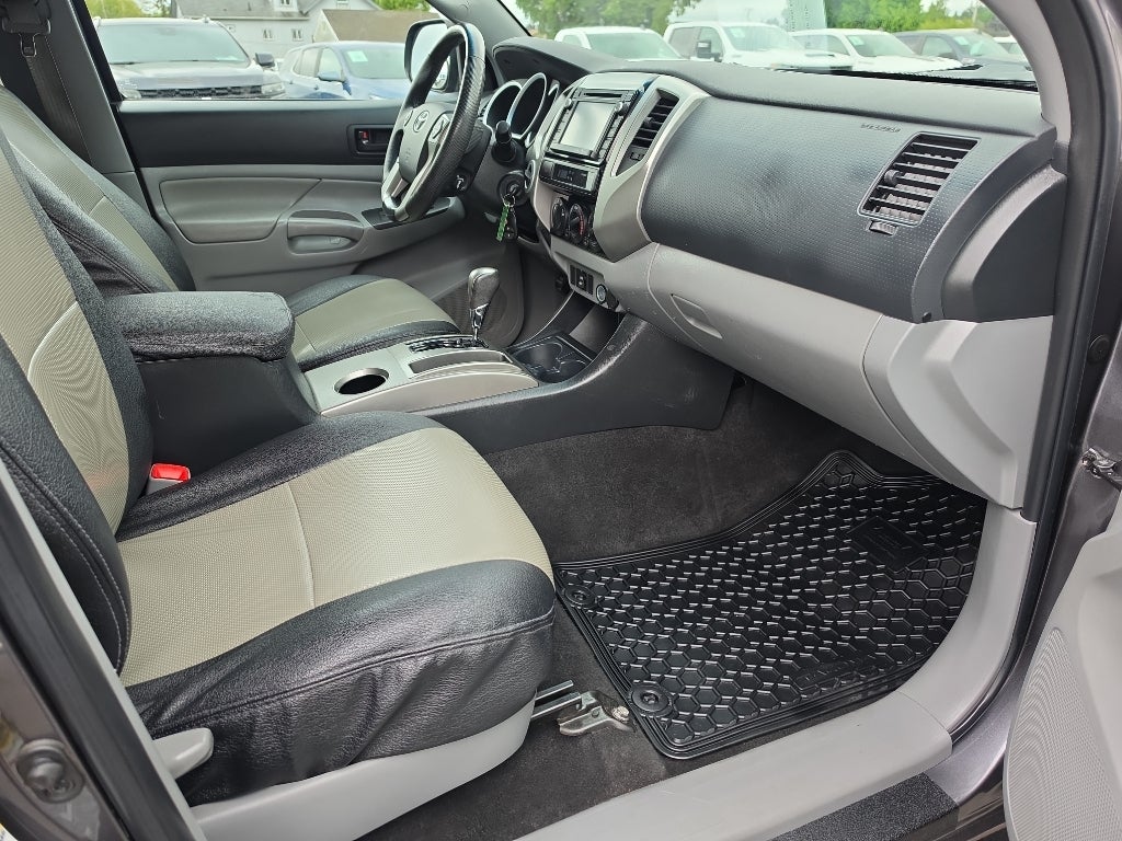2014 Toyota Tacoma Base