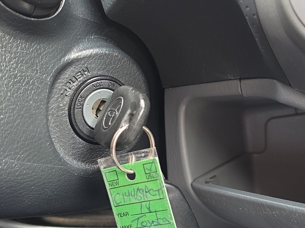 2014 Toyota Tacoma Base