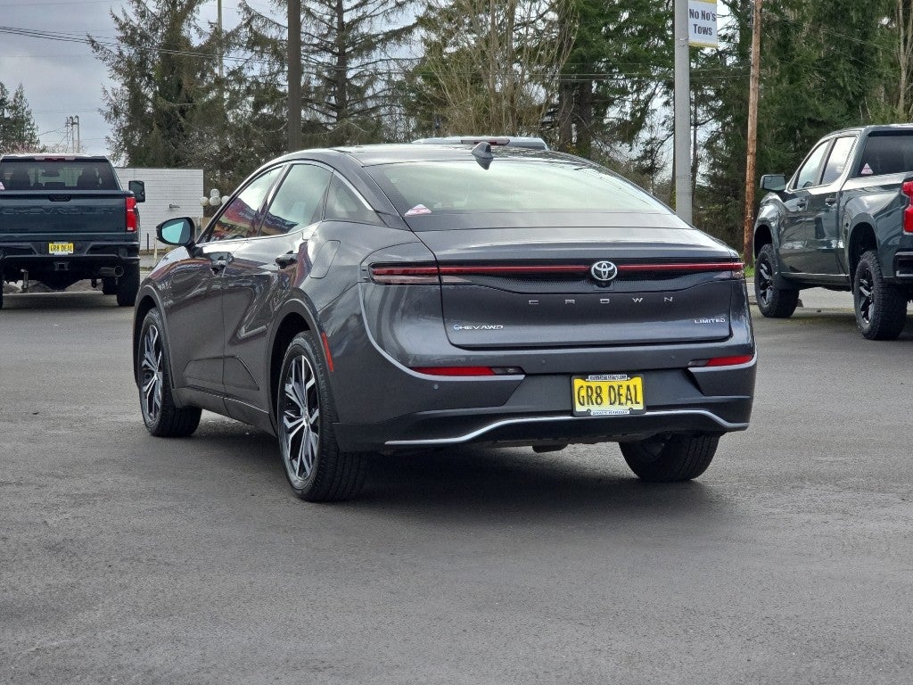 2024 Toyota Crown XLE