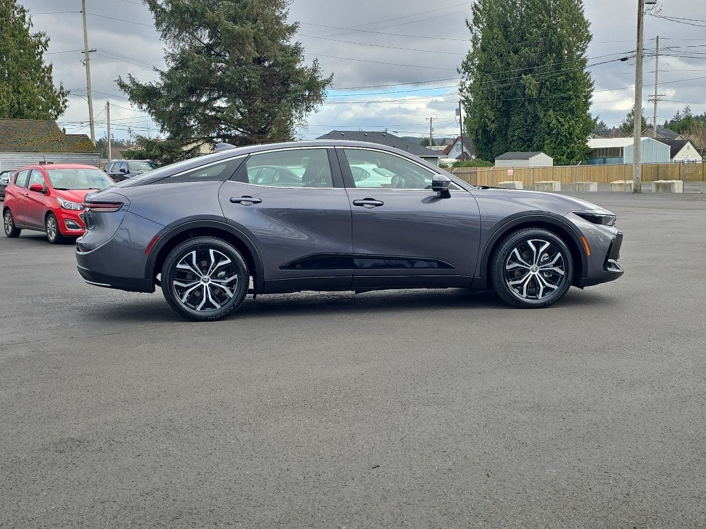 2024 Toyota Crown XLE