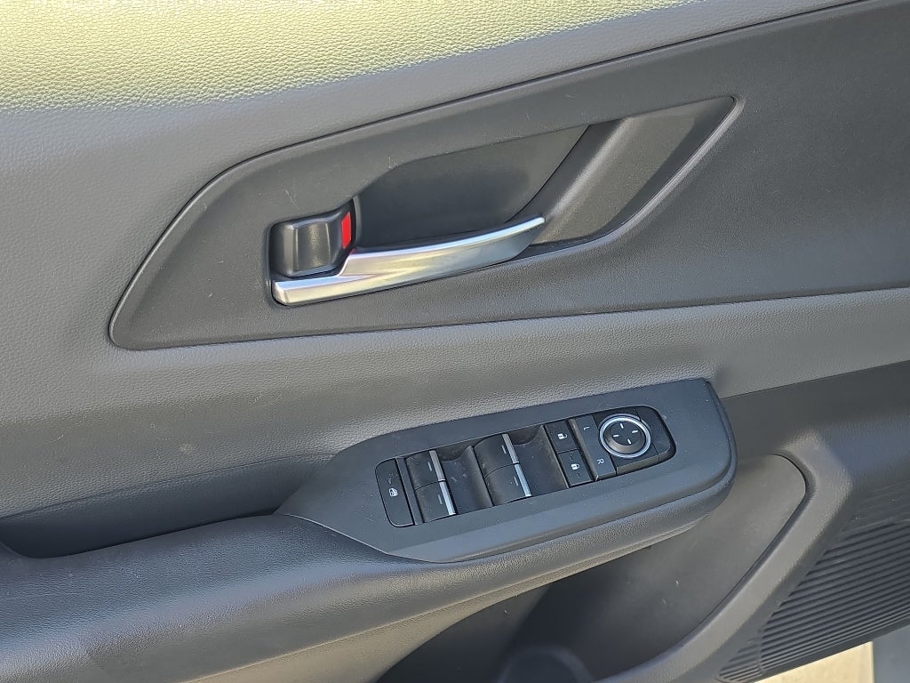 2023 Toyota Prius LE