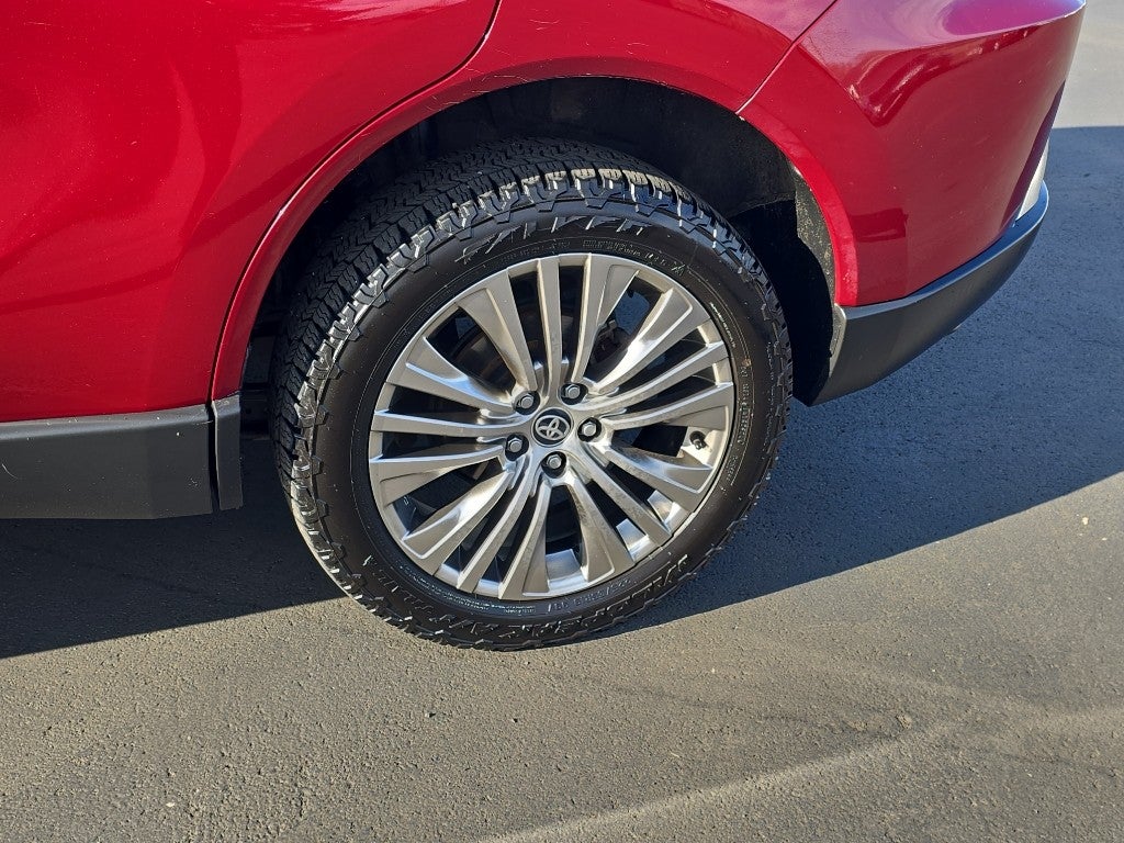 2021 Toyota Venza LE