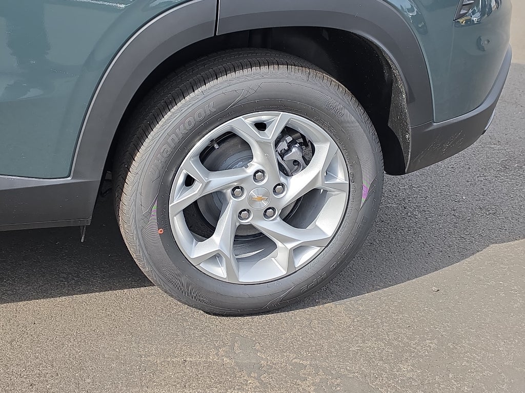 2026 Chevrolet Trax LS - Photo 11