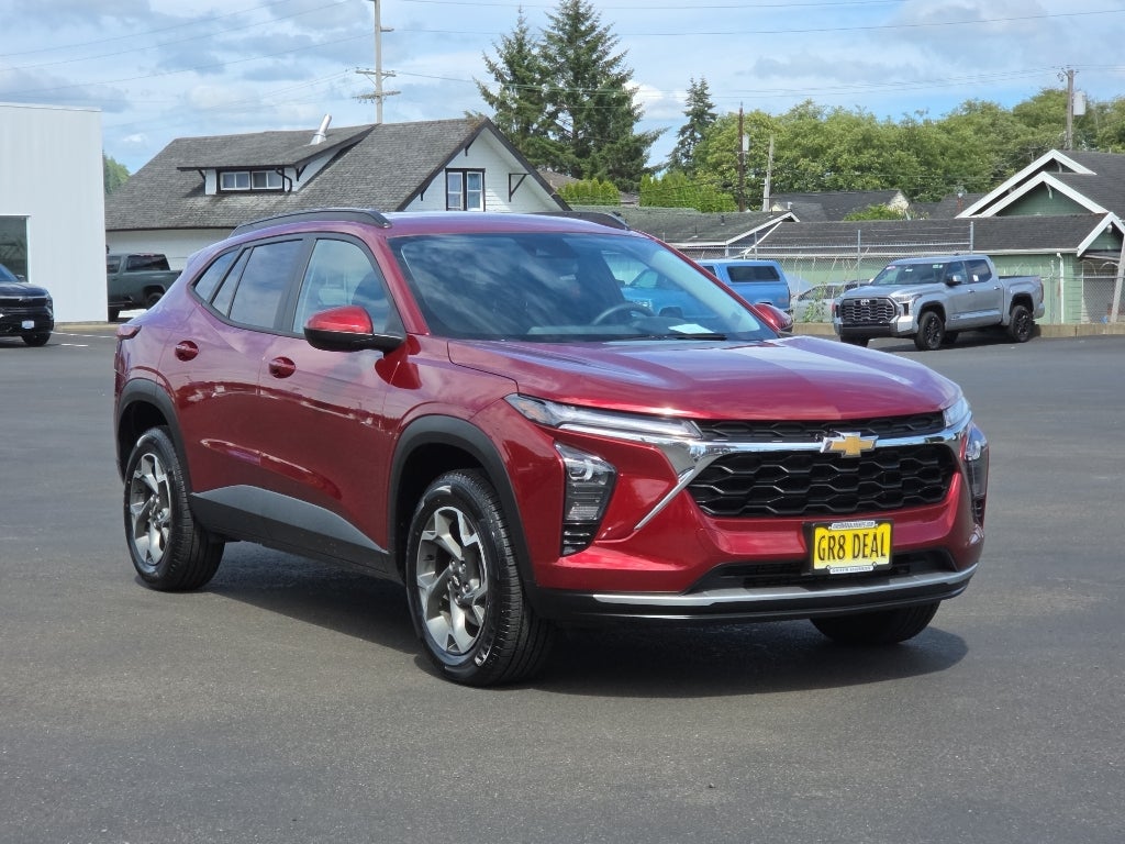 2025 Chevrolet Trax LT