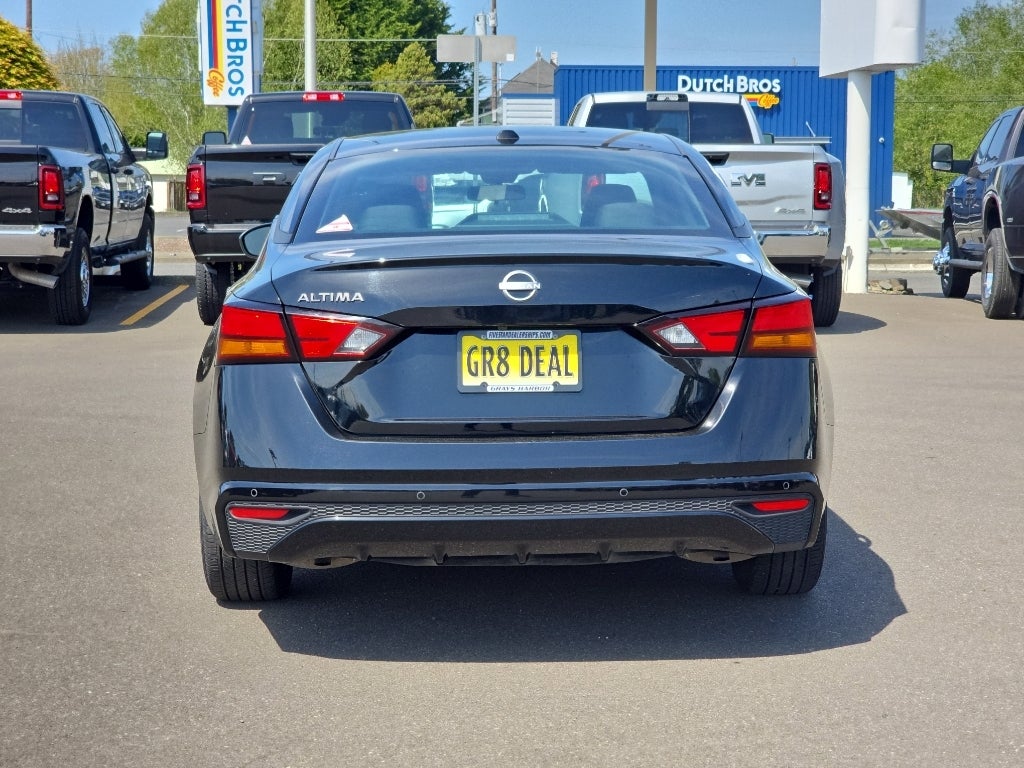 2025 Nissan Altima SV