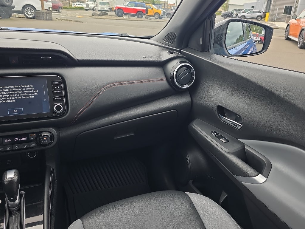 2021 Nissan Kicks SR
