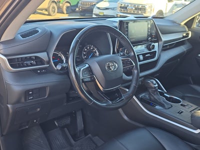 2020 Toyota Highlander Hybrid XLE