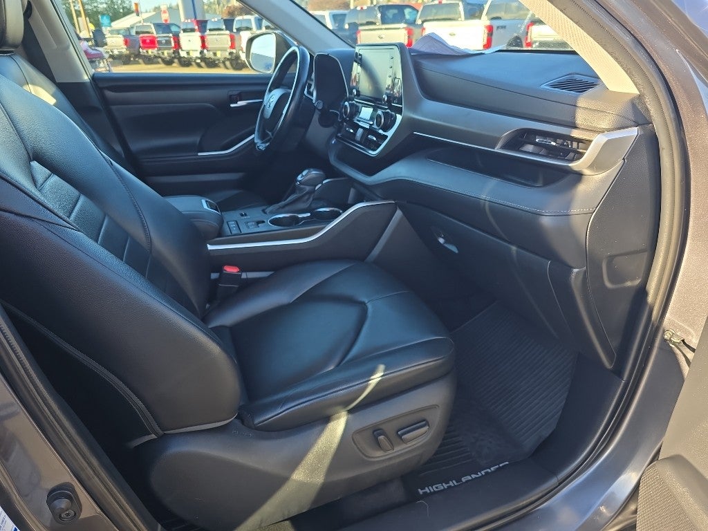 2020 Toyota Highlander Hybrid XLE