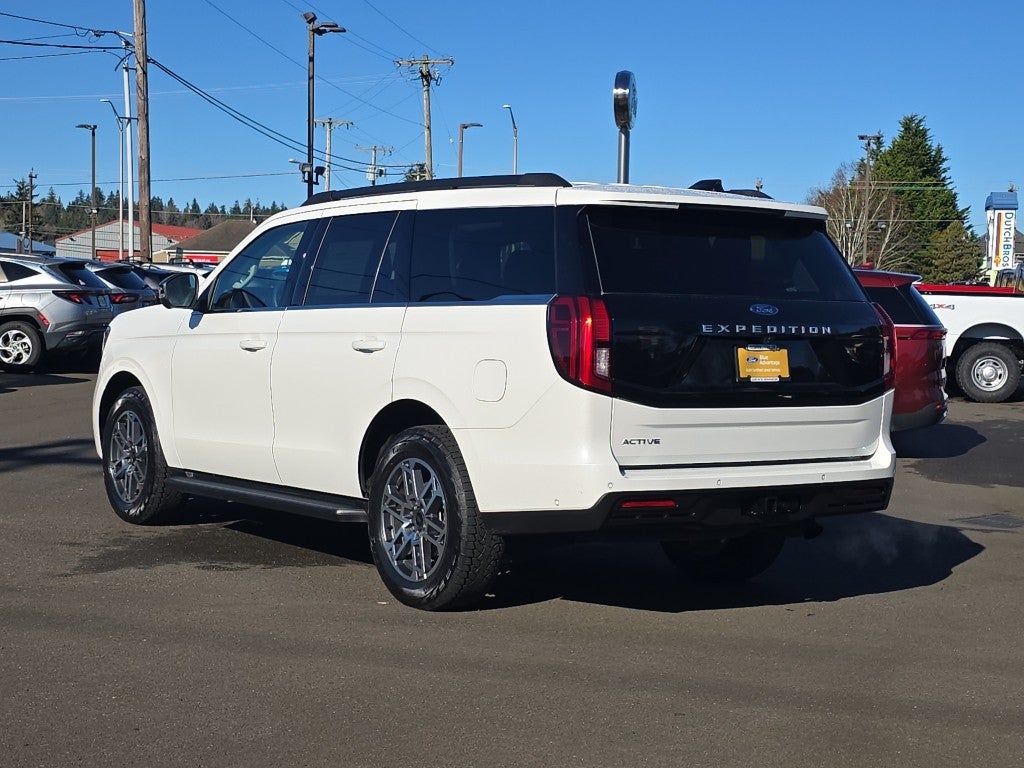 2025 Ford Expedition Active