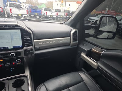 2022 Ford F-250 Super Duty LARIAT