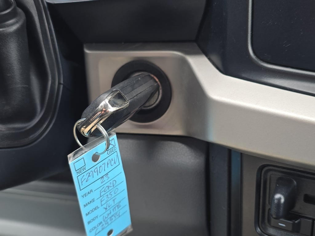 2023 Ford F-350 Super Duty XLT