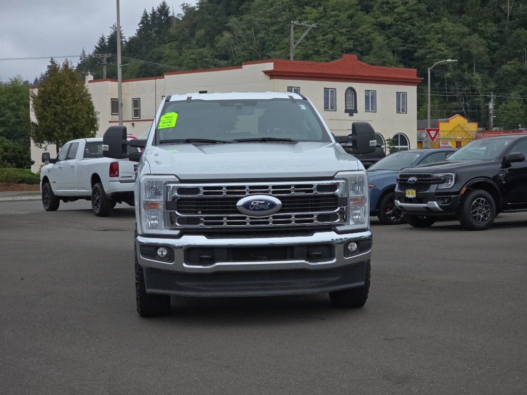 2023 Ford F-350 Super Duty XLT