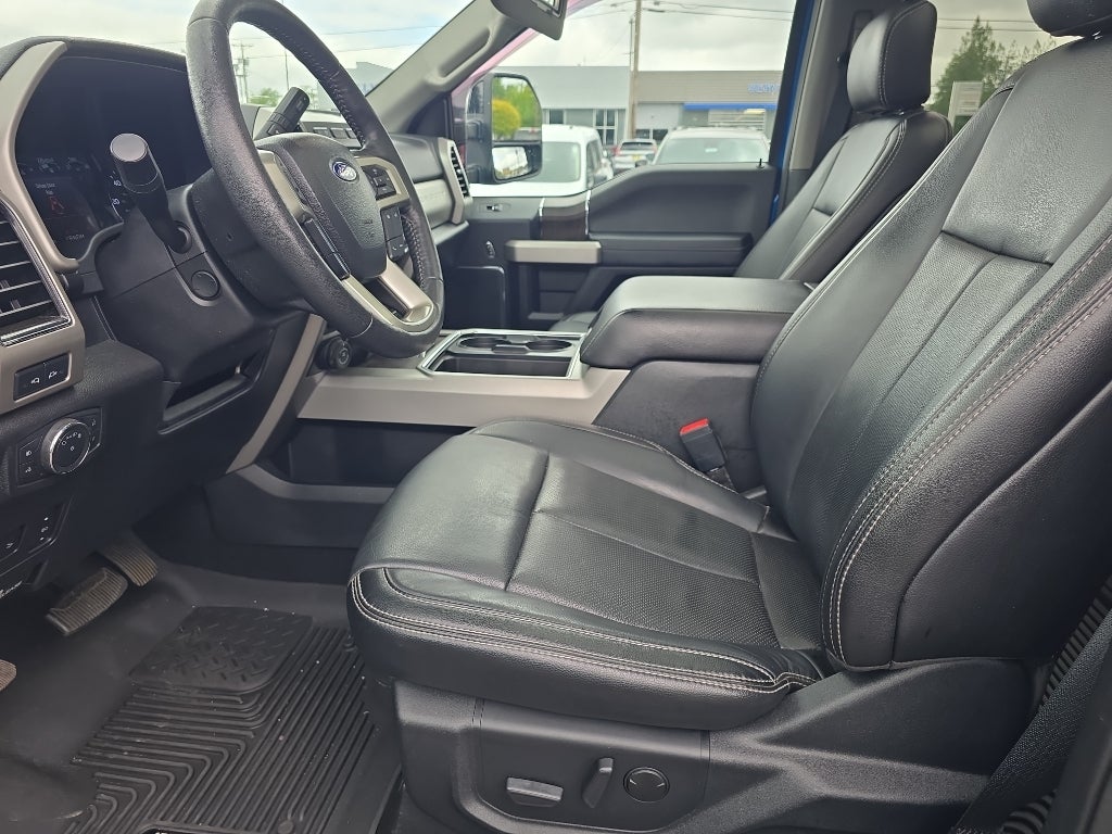 2020 Ford F-350 Super Duty LARIAT