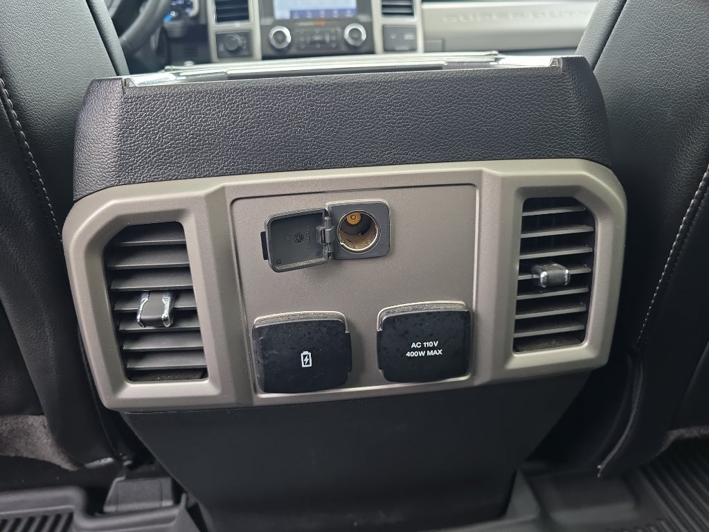 2020 Ford F-350 Super Duty LARIAT