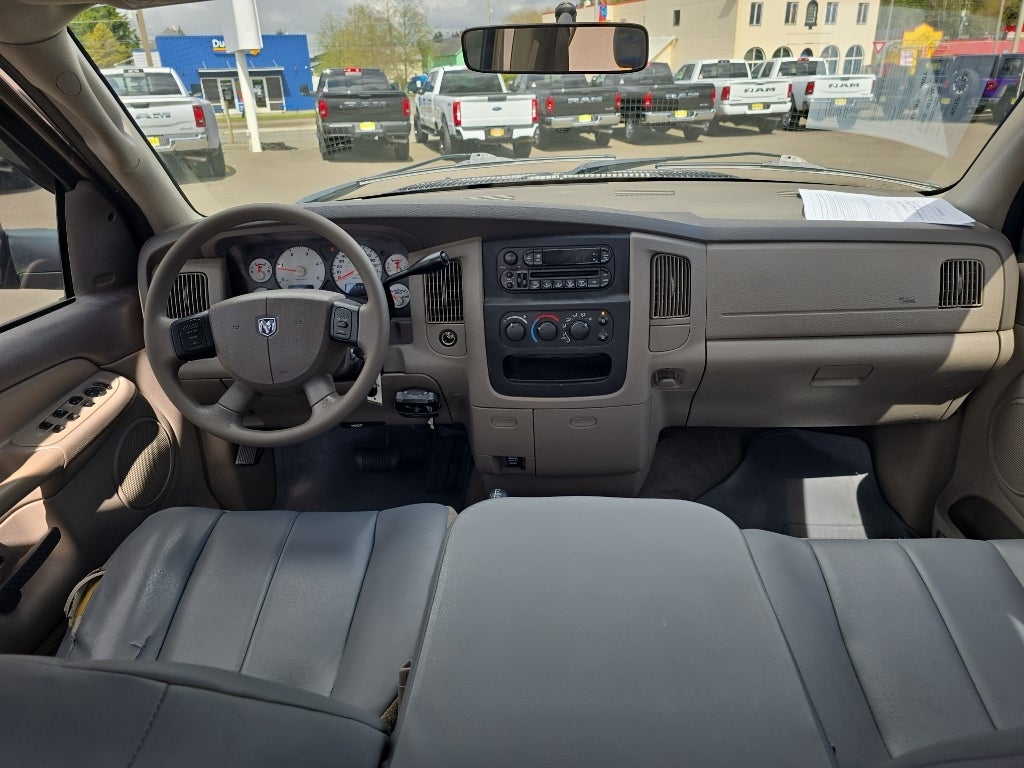 2004 Dodge Ram Pickup 3500 SLT