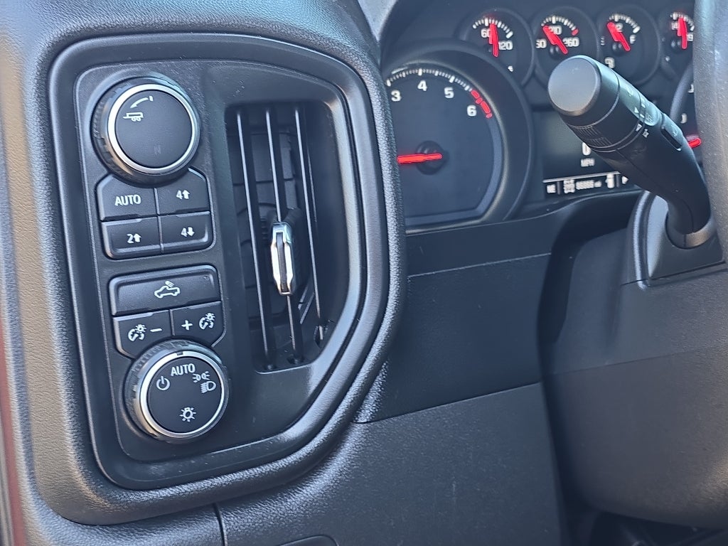 2019 Chevrolet Silverado 1500 Custom Trail Boss