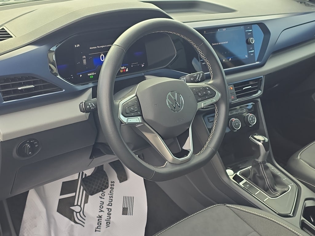 2023 Volkswagen Taos SE