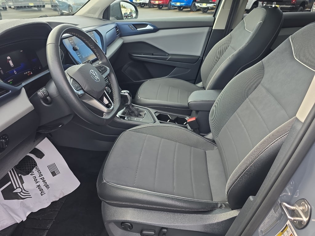 2023 Volkswagen Taos SE