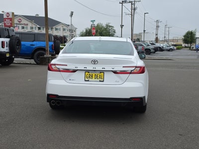 2025 Toyota Camry Hybrid SE