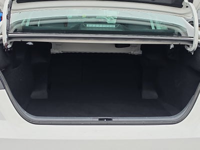 2025 Toyota Camry Hybrid SE