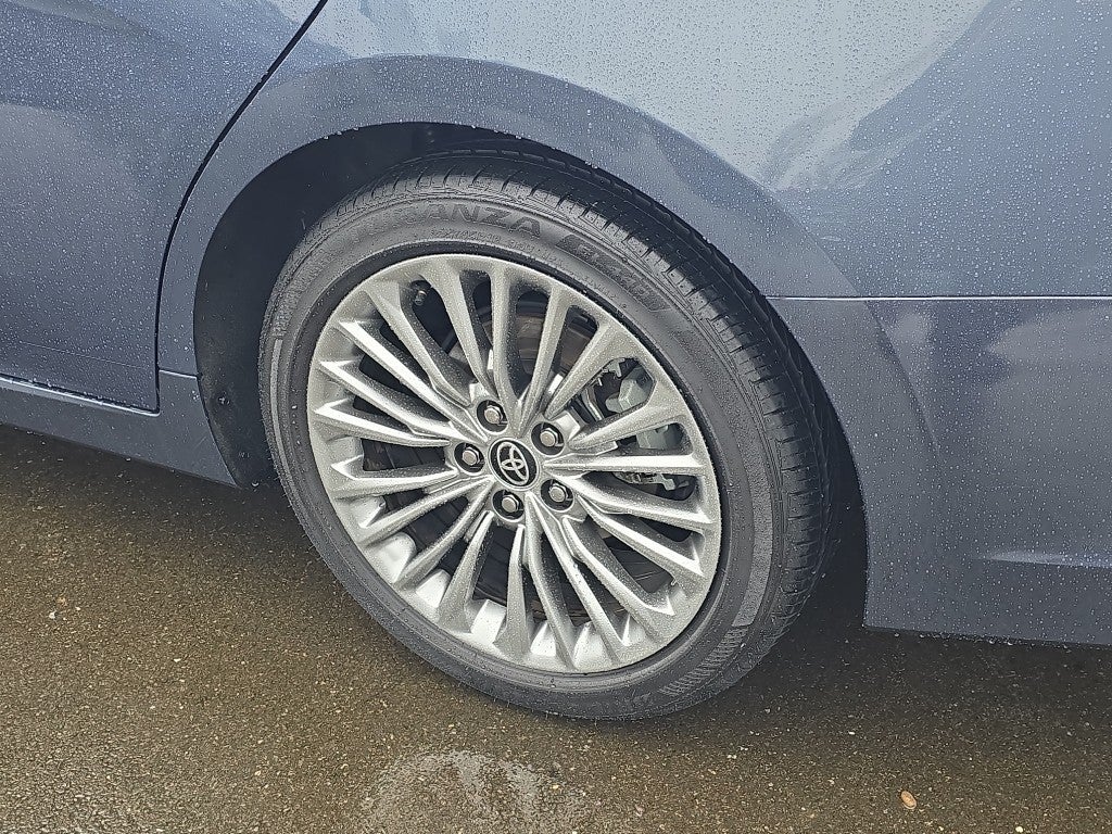 2022 Toyota Avalon Limited