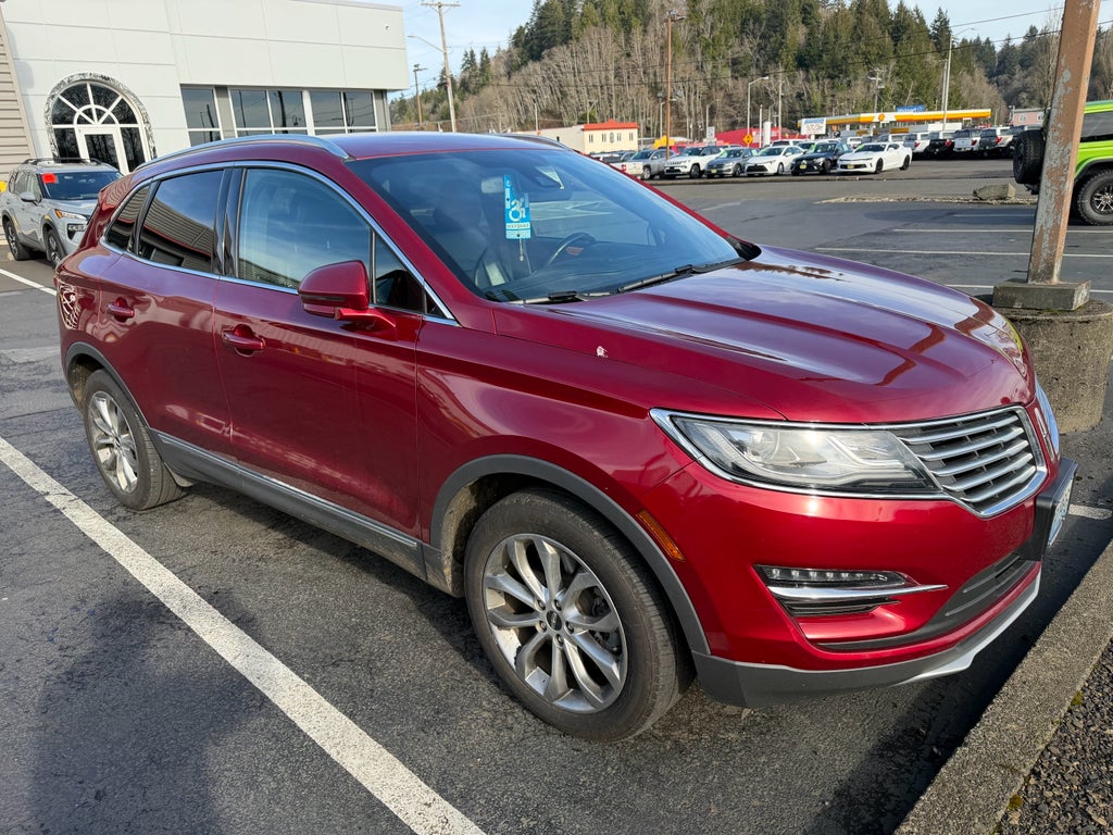2015 Lincoln MKC Base