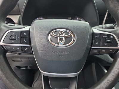 2023 Toyota Highlander L