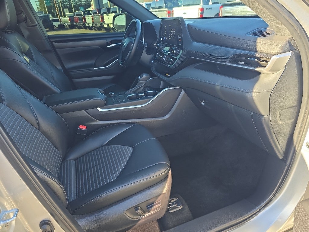 2024 Toyota Highlander XSE