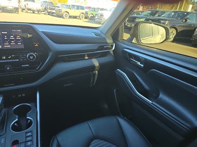 2024 Toyota Highlander XSE