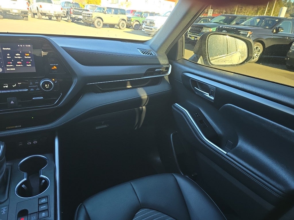 2024 Toyota Highlander XSE