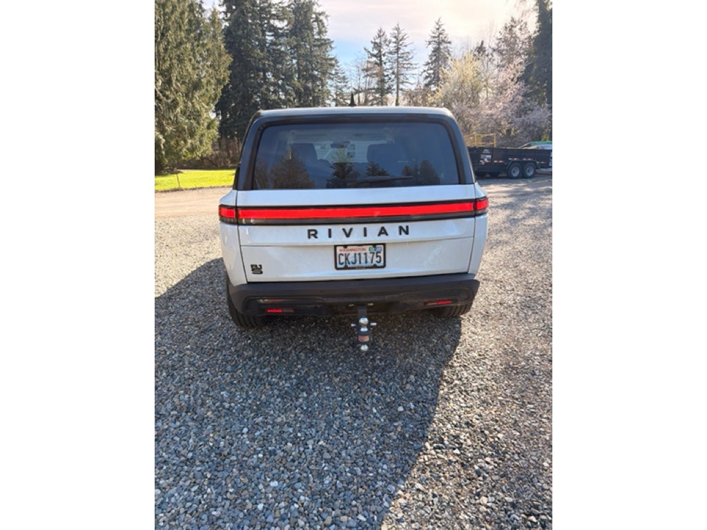 2023 Rivian R1S Adventure