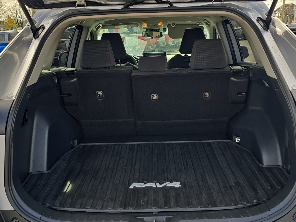 2019 Toyota RAV4 Hybrid LE