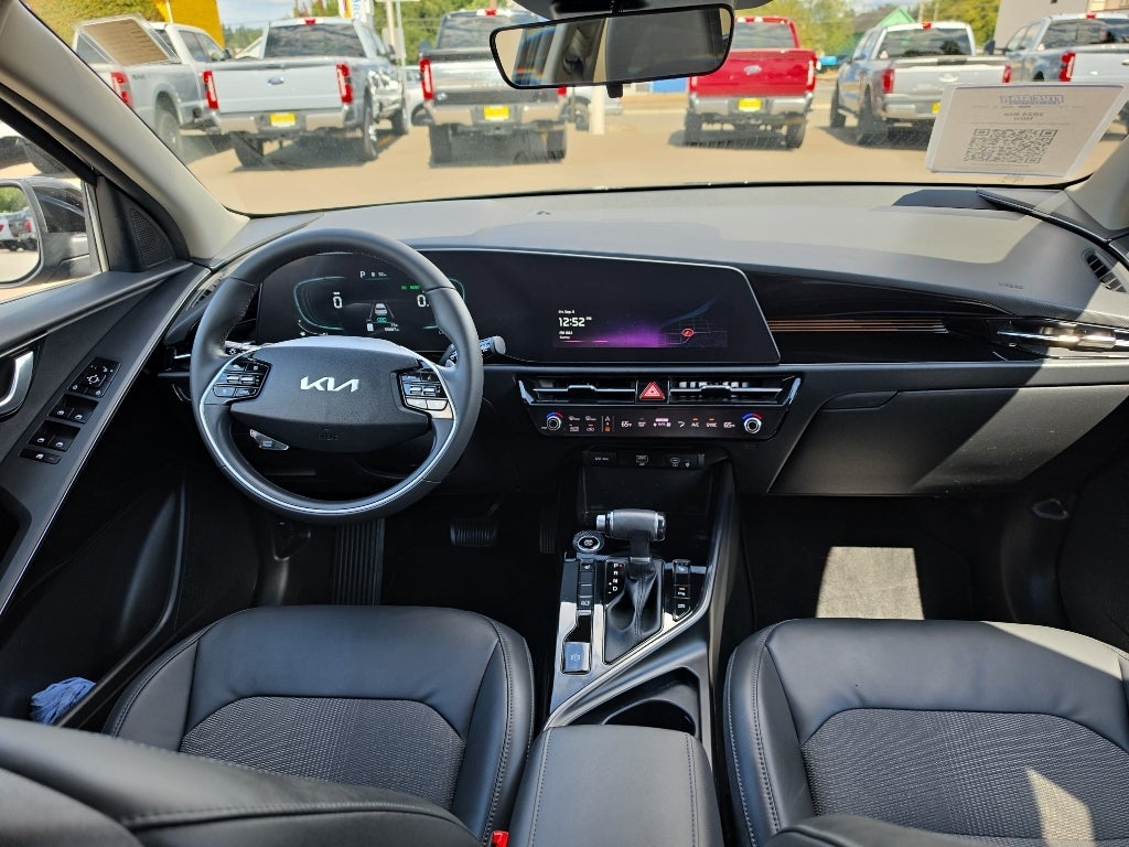 2024 Kia Niro EX