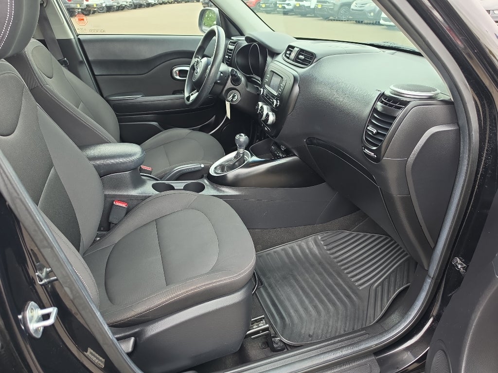 2015 Kia Soul Base
