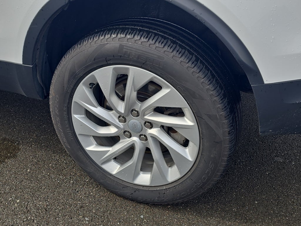 2025 Land Rover Discovery S