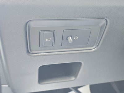 2025 Land Rover Discovery S